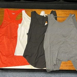 Medium tank top lot